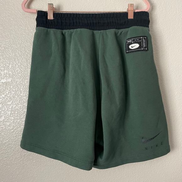 Nike Shorts Womens Small Green French Terry Elastic Waist High Rise Athletic - Picture 6 of 9